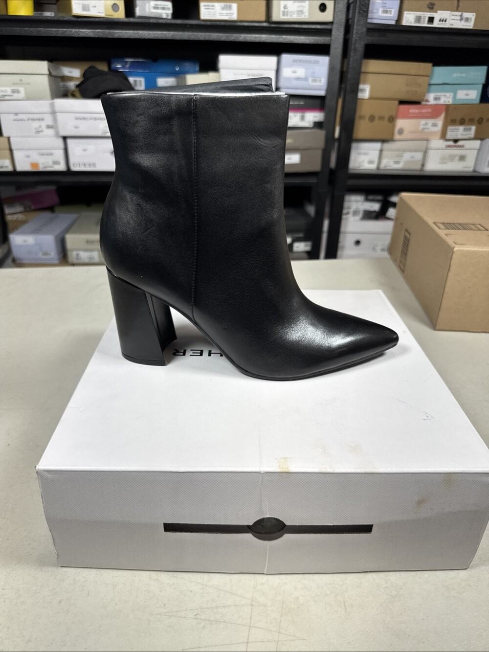 Women's 11 Marc Fisher Gaylen Bootie, Black 001